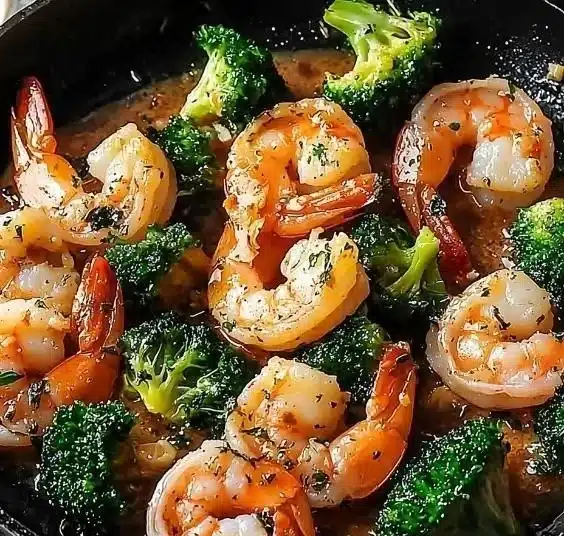Garlic Butter Shrimp Skillet